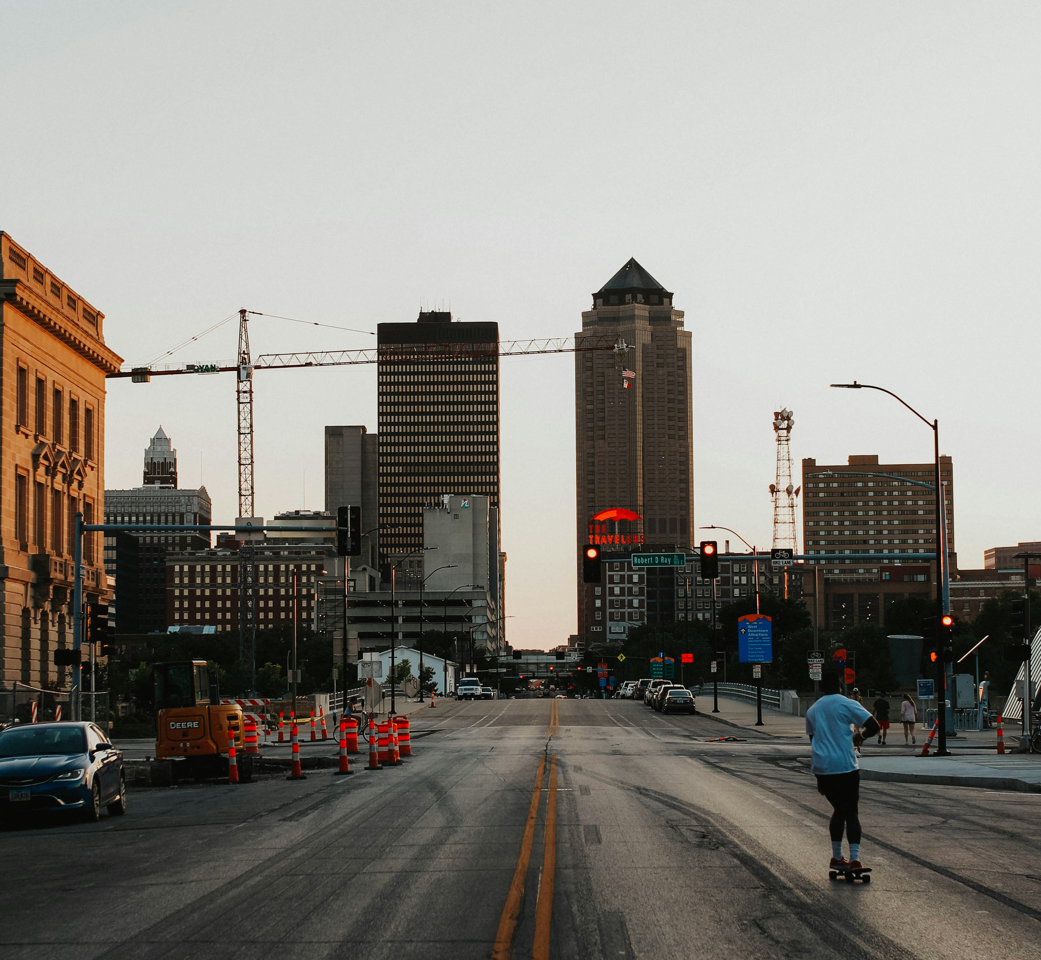 Des Moines