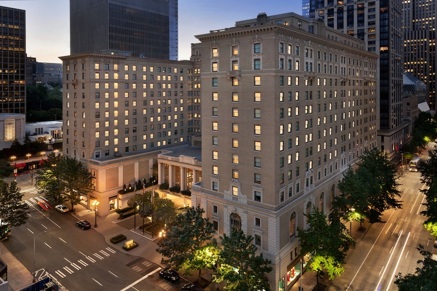 Fairmont Olympic Hotel - Historic Luxury in the Heart of Seattle